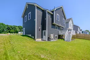 49 O'Neil St, South Portland, ME 04106 - Photo 45