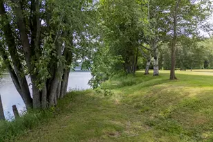 1373 US-2, Rumford, ME 04276 - Photo 13