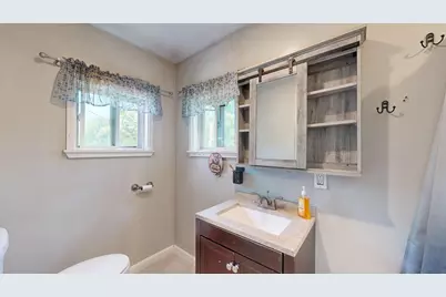 403 Summer Street, Auburn, ME 04210 - Photo 15