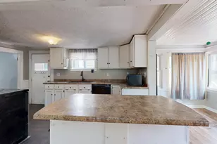 403 Summer St, Auburn, ME 04210 - Photo 11