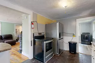 403 Summer St, Auburn, ME 04210 - Photo 7