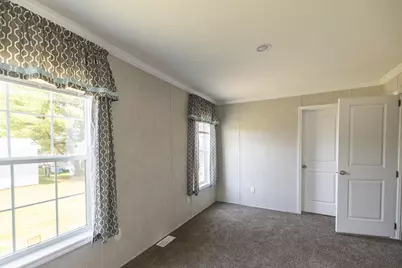 3 Tirrell Avenue, Mechanic Falls, ME 04256 - Photo 9