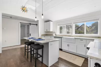 333 Limerock Street, Rockland, ME 04841 - Photo 9