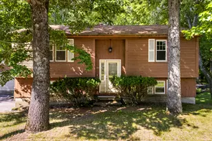 84 Plaza Dr, Sanford, ME 04073 - Photo 3
