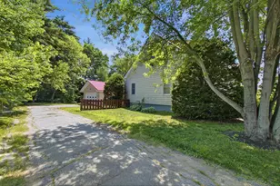 25 Roger St, Lewiston, ME 04240 - Photo 3