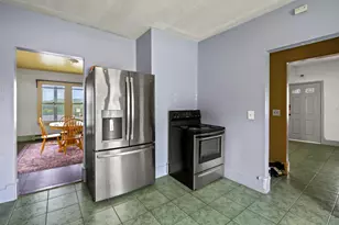 36 Vernon St, Auburn, ME 04210 - Photo 17
