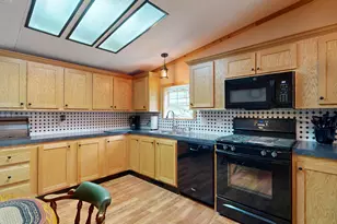 65 Blue Rd, Monmouth, ME 04259 - Photo 11