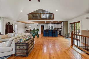 39 Lobo Ln, West Gardiner, ME 04345 - Photo 3