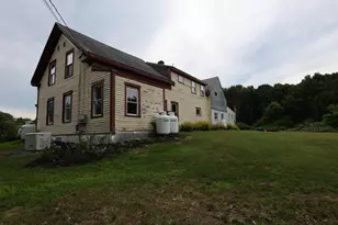 1146 Post Rd, Bowdoinham, ME 04008 - Photo 9