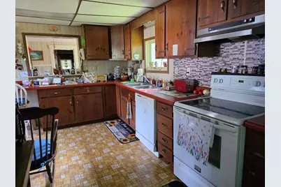 28 N Guilford Road, Monson, ME 04464 - Photo 5
