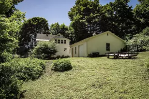 25 Charles St, Belfast, ME 04915 - Photo 37