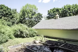25 Charles St, Belfast, ME 04915 - Photo 35