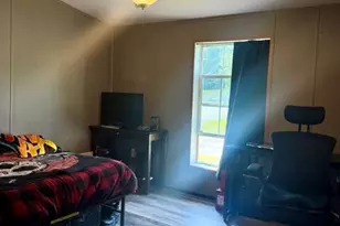 757 Main St, Madawaska, ME 04756 - Photo 15