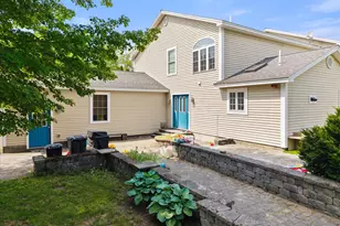 2 Hope's Pl, Bradley, ME 04411 - Photo 11