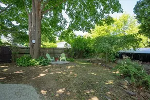 57 Pleasant St, Rockland, ME 04841 - Photo 13