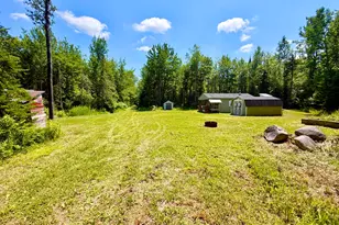 1053 Hudson Hill Rd, Hudson, ME 04449 - Photo 35