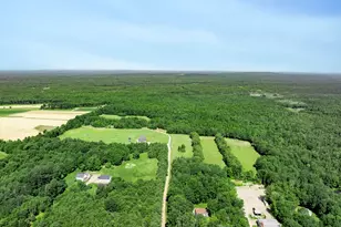 272 N Chester Rd, Manchester, ME 04457 - Photo 11