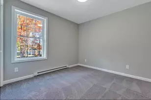 9 Oakland St, Saco, ME 04072 - Photo 13