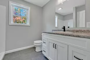 9 Oakland St, Saco, ME 04072 - Photo 11