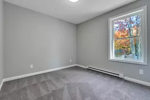 9 Oakland St, Saco, ME 04072 - Photo 15