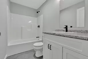 9 Oakland St, Saco, ME 04072 - Photo 17