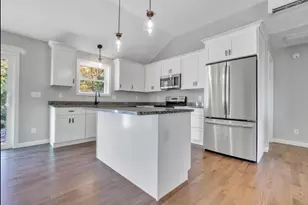 9 Oakland St, Saco, ME 04072 - Photo 5