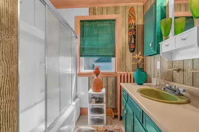 77 Center Street, Bangor, ME 04401 - Photo 17