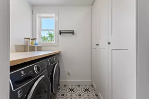 1 Beacon Dr, Brunswick, ME 04011 - Photo 41