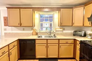 27 Meadowlark Ln, Lincolnville, ME 04849 - Photo 7