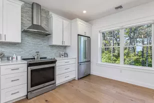 423 Seaside Ave, Saco, ME 04072 - Photo 9