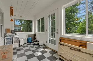 8 Thompson St, Lewiston, ME 04240 - Photo 37