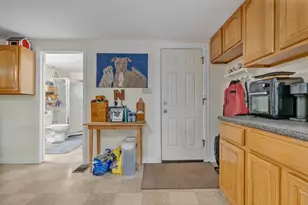 8 Thompson St, Lewiston, ME 04240 - Photo 27