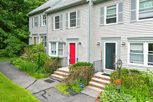 83 Middle St, Hallowell, ME 04347 - Photo 3