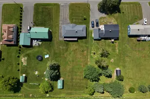 427 Sweden St, Caribou, ME 04736 - Photo 5