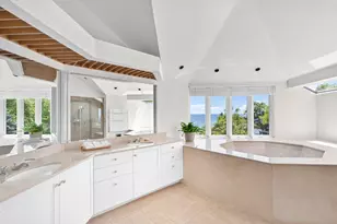 230 Bay View St, Camden, ME 04843 - Photo 23