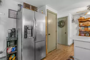 101 Booker St, Thomaston, ME 04861 - Photo 15