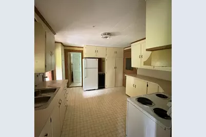 1077 Chadbourne Road, Standish, ME 04084 - Photo 9