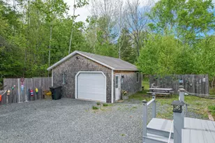 1069 Newbury Neck Rd, Surry, ME 04684 - Photo 7