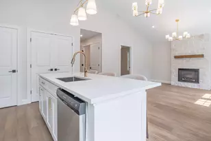 9 Brook St, Biddeford, ME 04005 - Photo 5