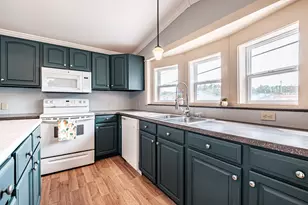 86 Tufton St, Brunswick, ME 04011 - Photo 5