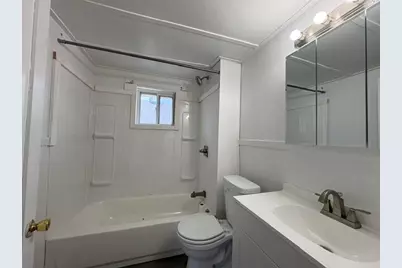 80 Pleasant Street, Rockland, ME 04841 - Photo 7