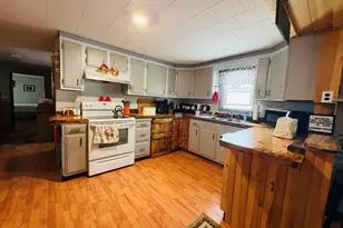 101 Main St, East Millinocket, ME 04430 - Photo 9
