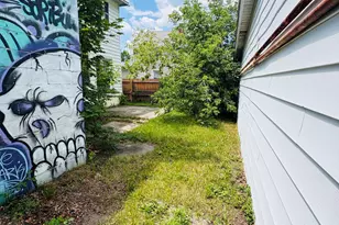 101 Main St, East Millinocket, ME 04430 - Photo 25