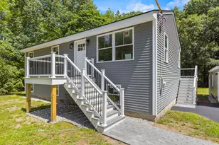 2817 Sanford Rd, Wells, ME 04090 - Photo 5