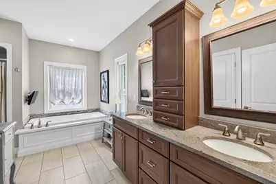 60 Berkshire Way, Westbrook, ME 04092 - Photo 9