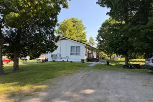 166 Kelley Rd, Orono, ME 04473 - Photo 3
