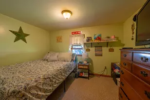 696 Plains Rd, Mount Vernon, ME 04350 - Photo 13