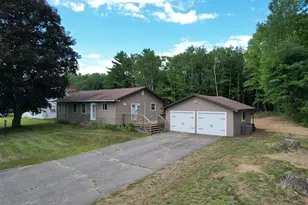 422 Peltoma Ave, Pittsfield, ME 04967 - Photo 1