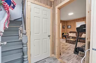 76 Smith St, Bangor, ME 04401 - Photo 3