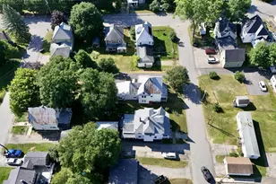 9 Otis St, Livermore Falls, ME 04254 - Photo 5